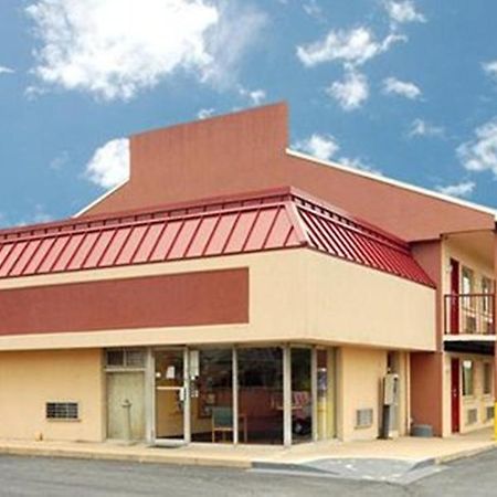 Econo Lodge Northeast Reading Exterior foto