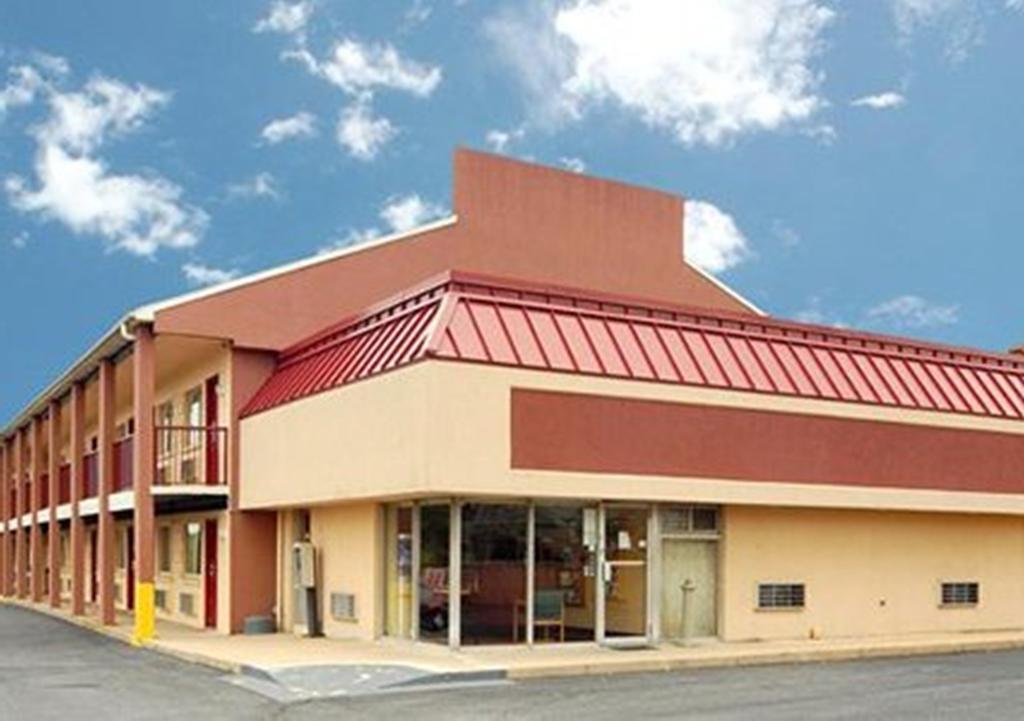 Econo Lodge Northeast Reading Exterior foto